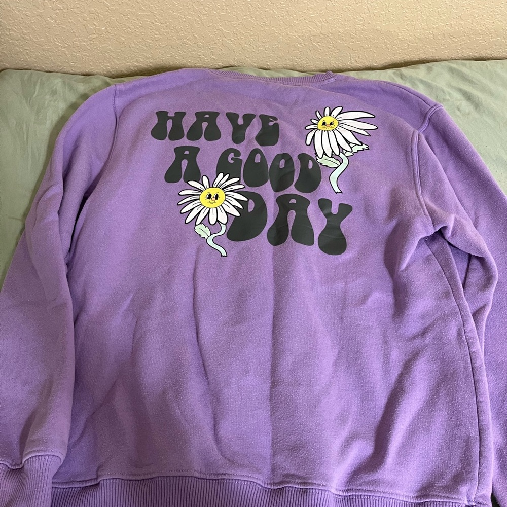 oversized sweatshirt